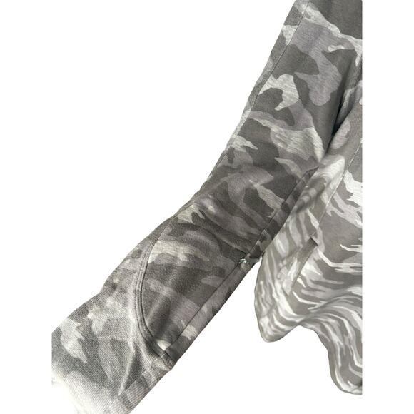 Athleta Gray Camo Dress Large | Activewear Athleisure Pockets | Cozy Functional - Picture 5 of 8